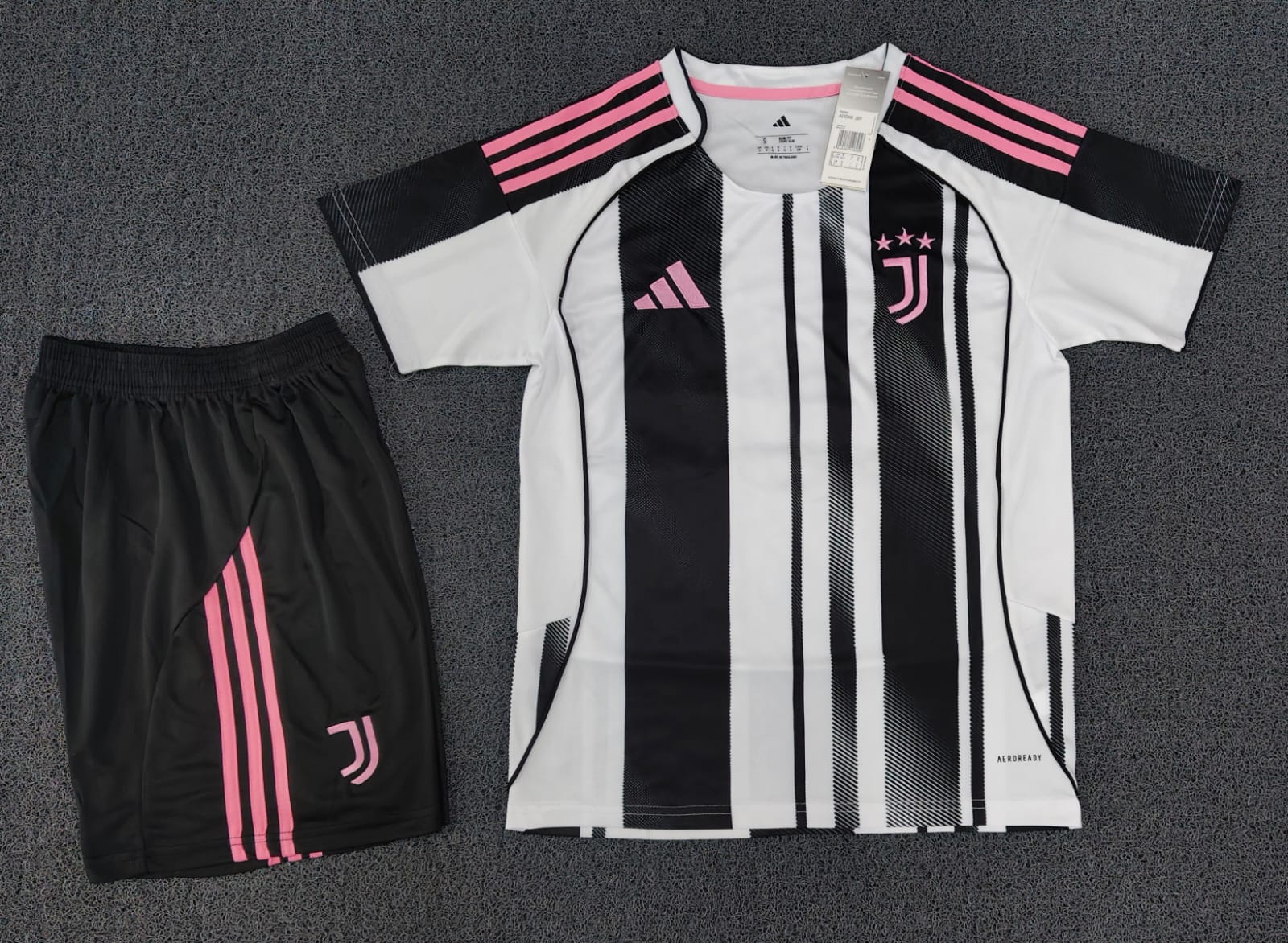 Juventus Home Kit With Shorts 25-26 [Home Edition – Master Copy]